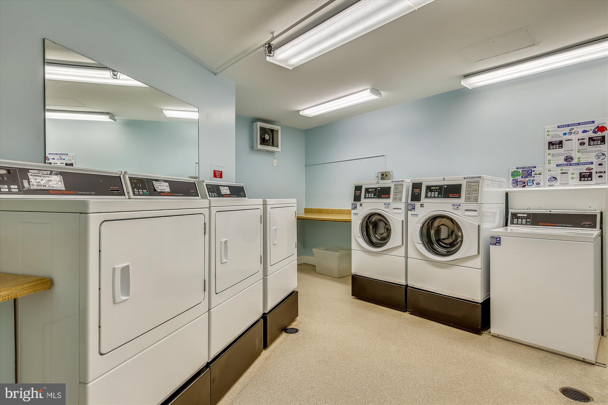 501 SLATERS LANE 212