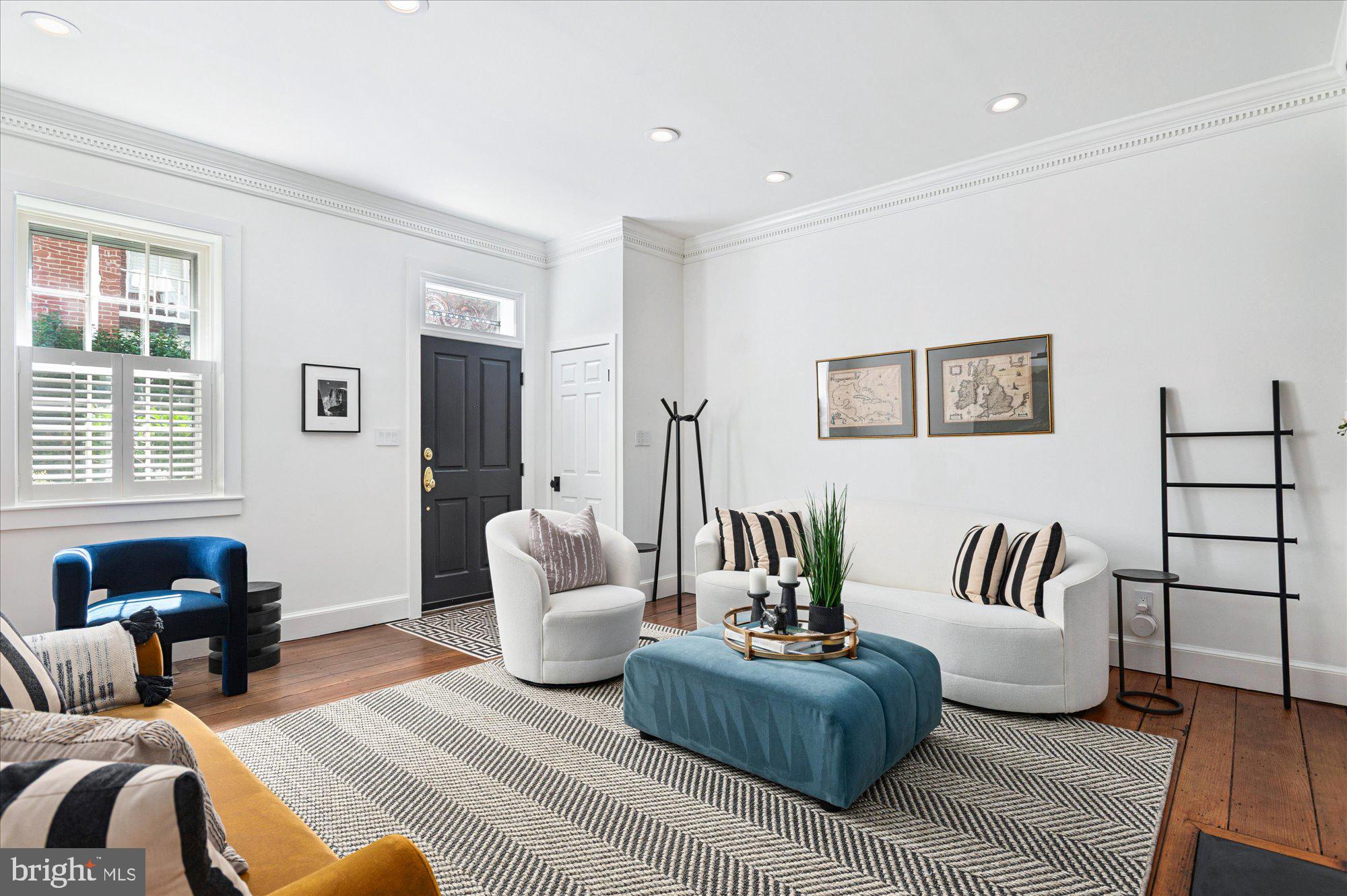 300 S COLUMBUS STREET