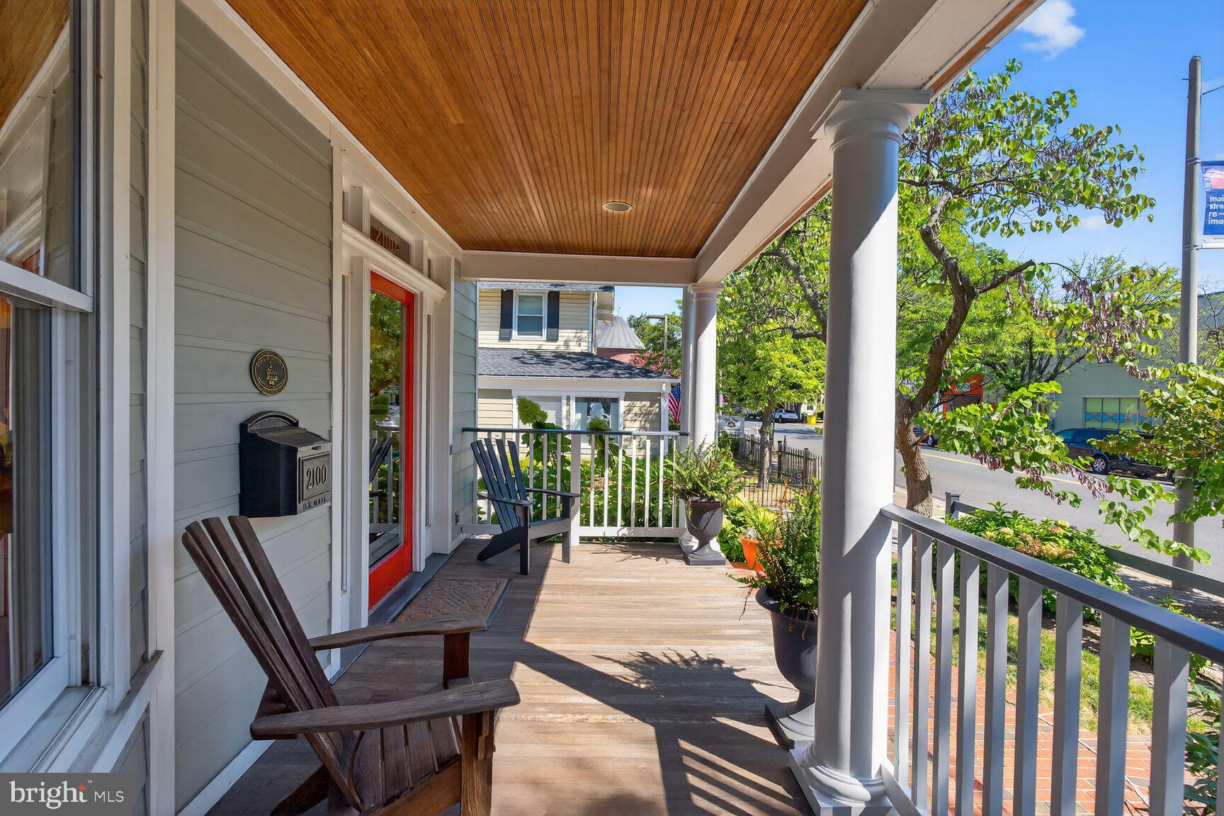 2100 MOUNT VERNON AVENUE