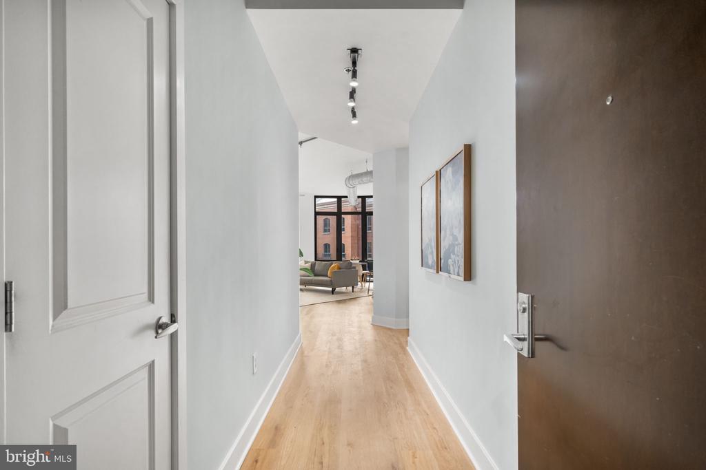 520 JOHN CARLYLE STREET 228