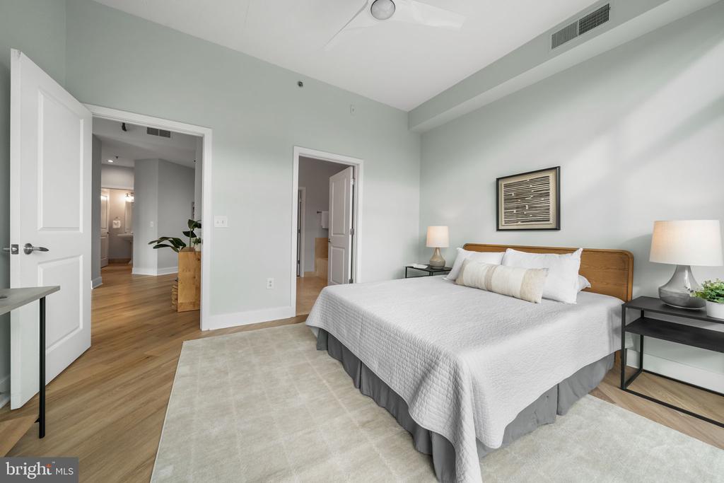 520 JOHN CARLYLE STREET 228