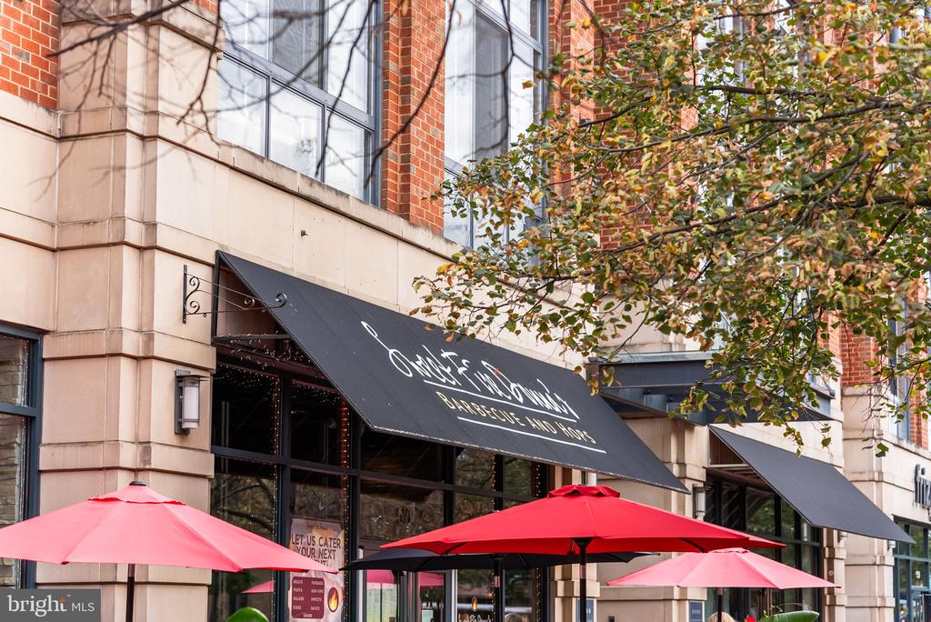 520 JOHN CARLYLE STREET 228