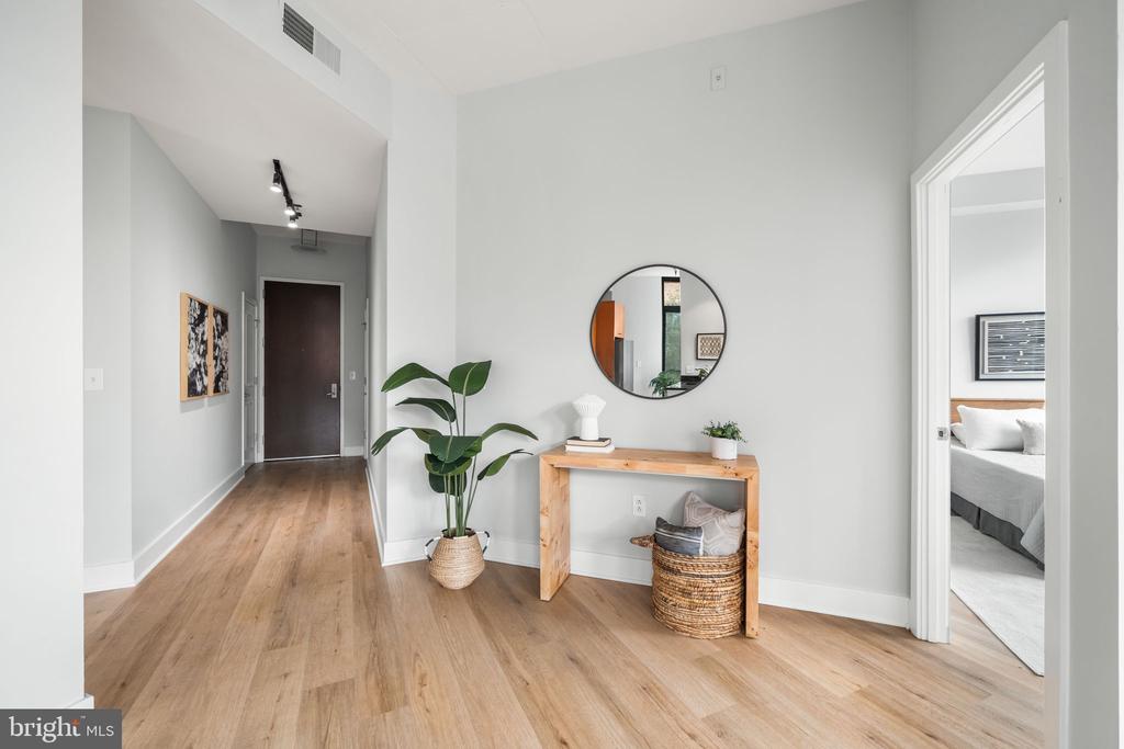 520 JOHN CARLYLE STREET 228