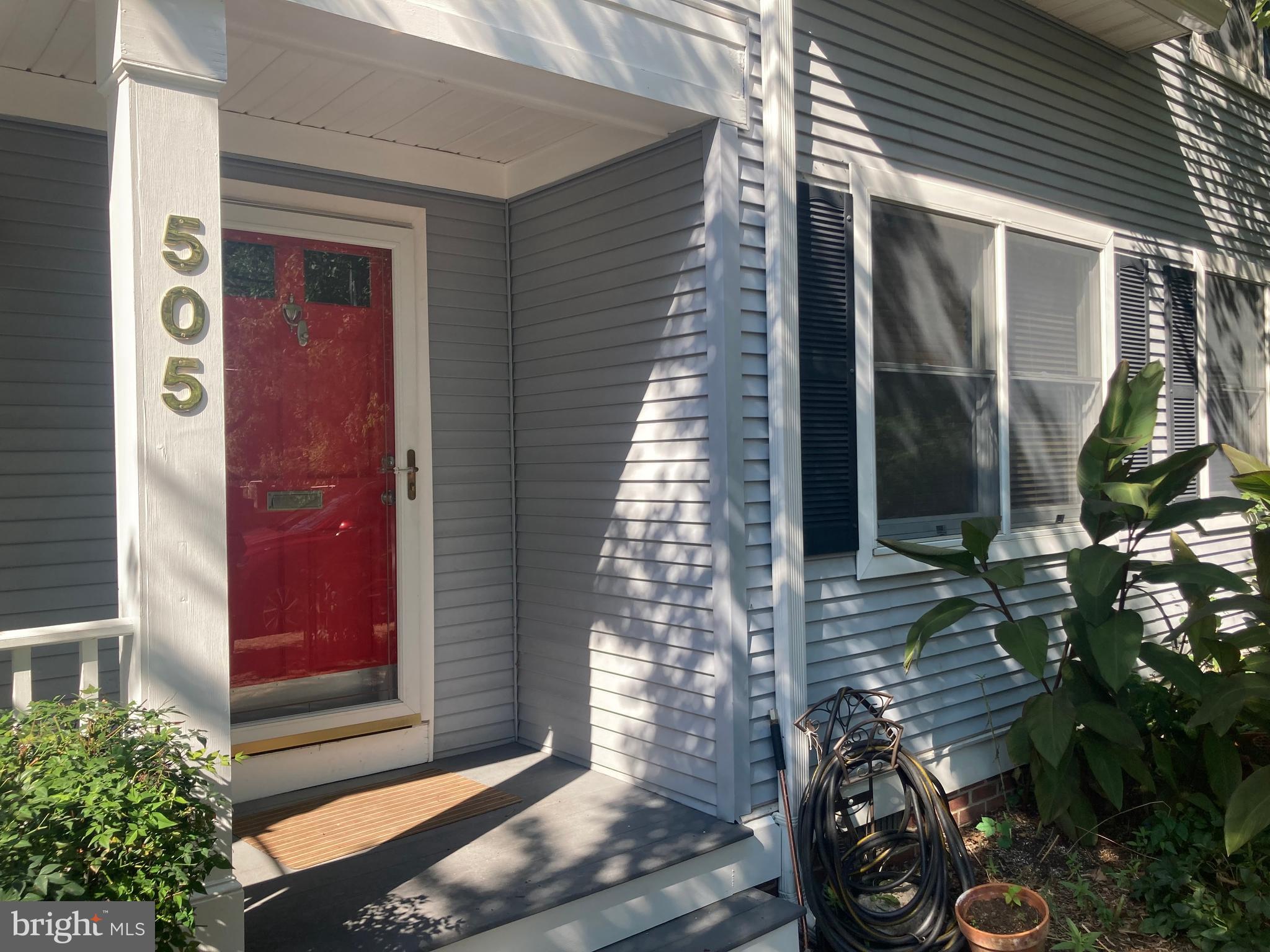 505 MT VERNON AVENUE