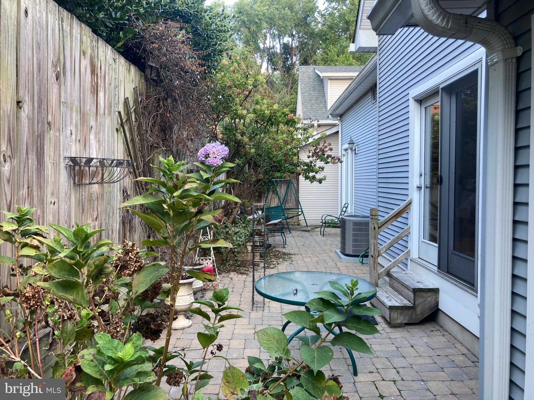 505 MT VERNON AVENUE