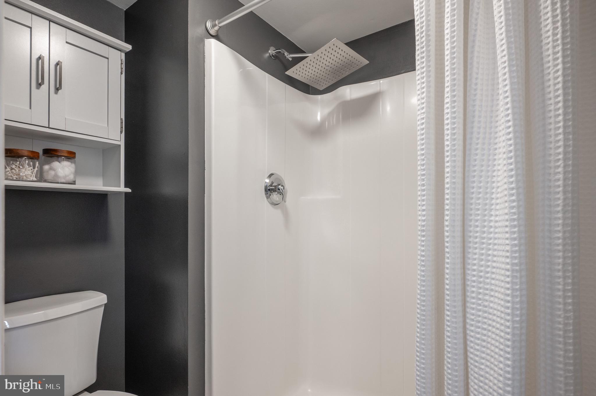 110 ROBERTS LANE 301