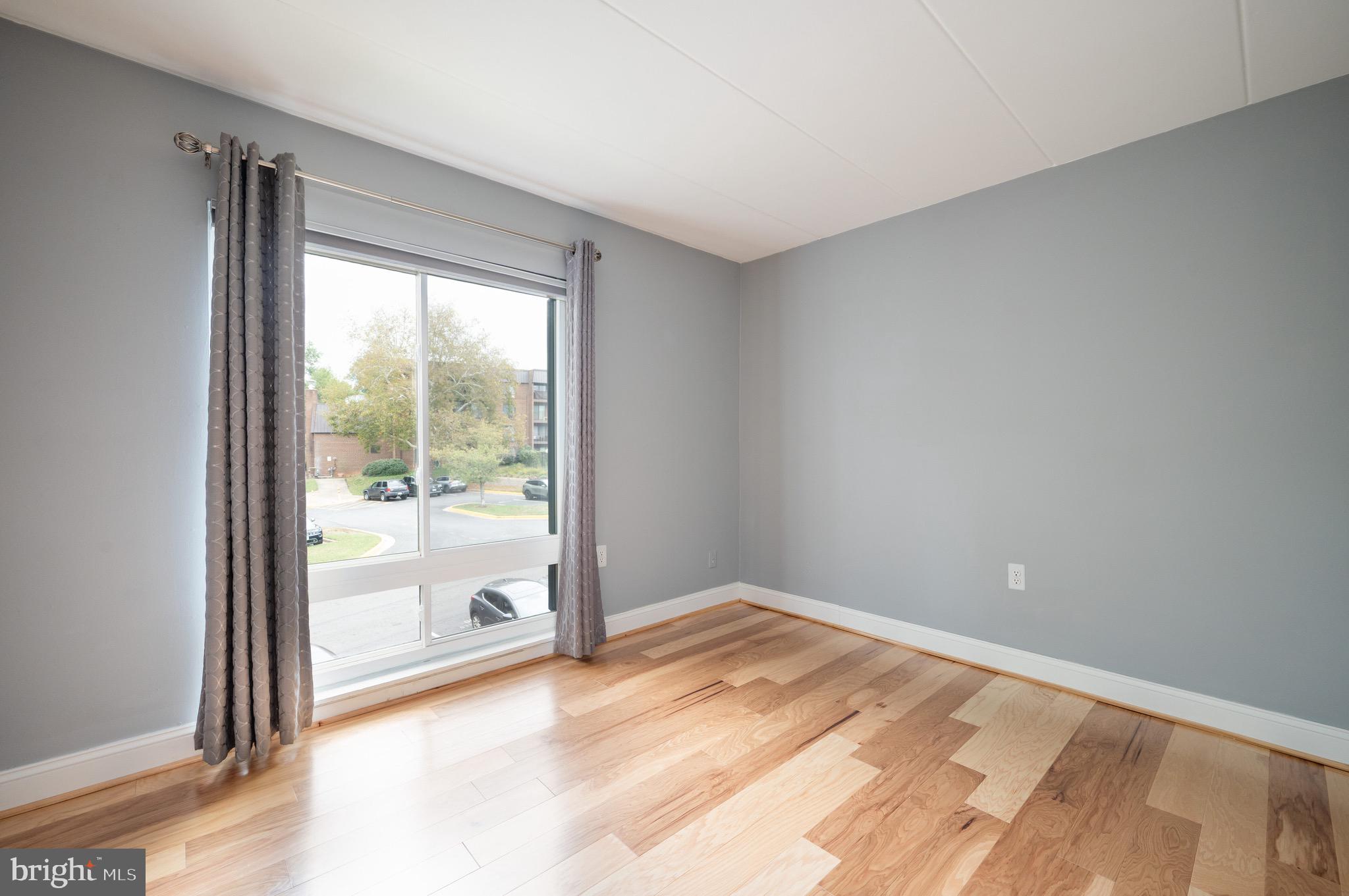 110 ROBERTS LANE 301