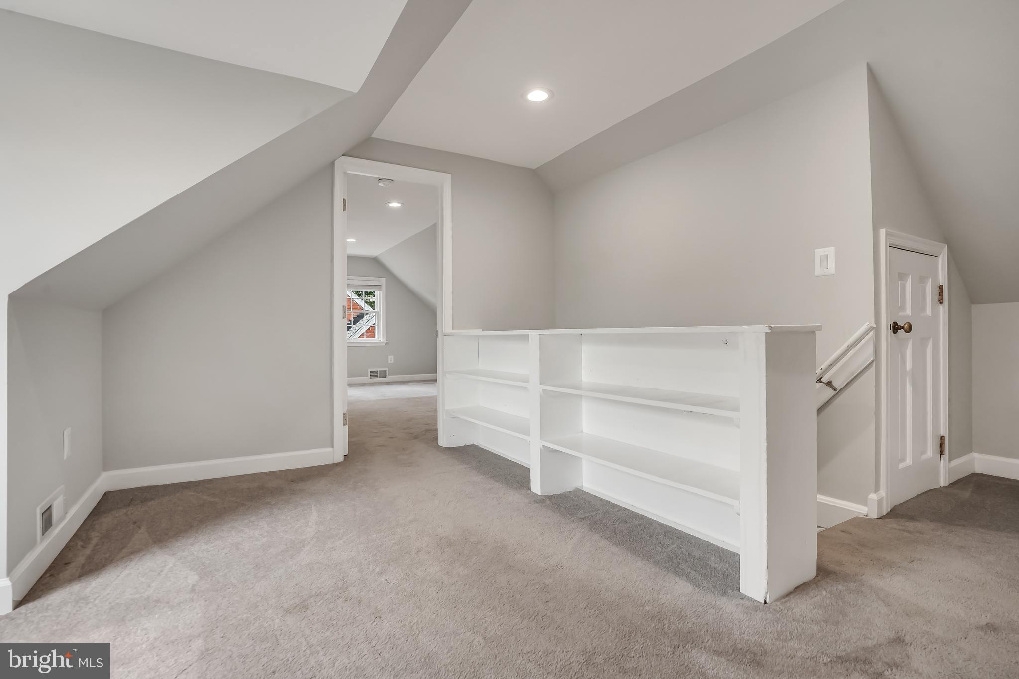 1605 W BRADDOCK ROAD