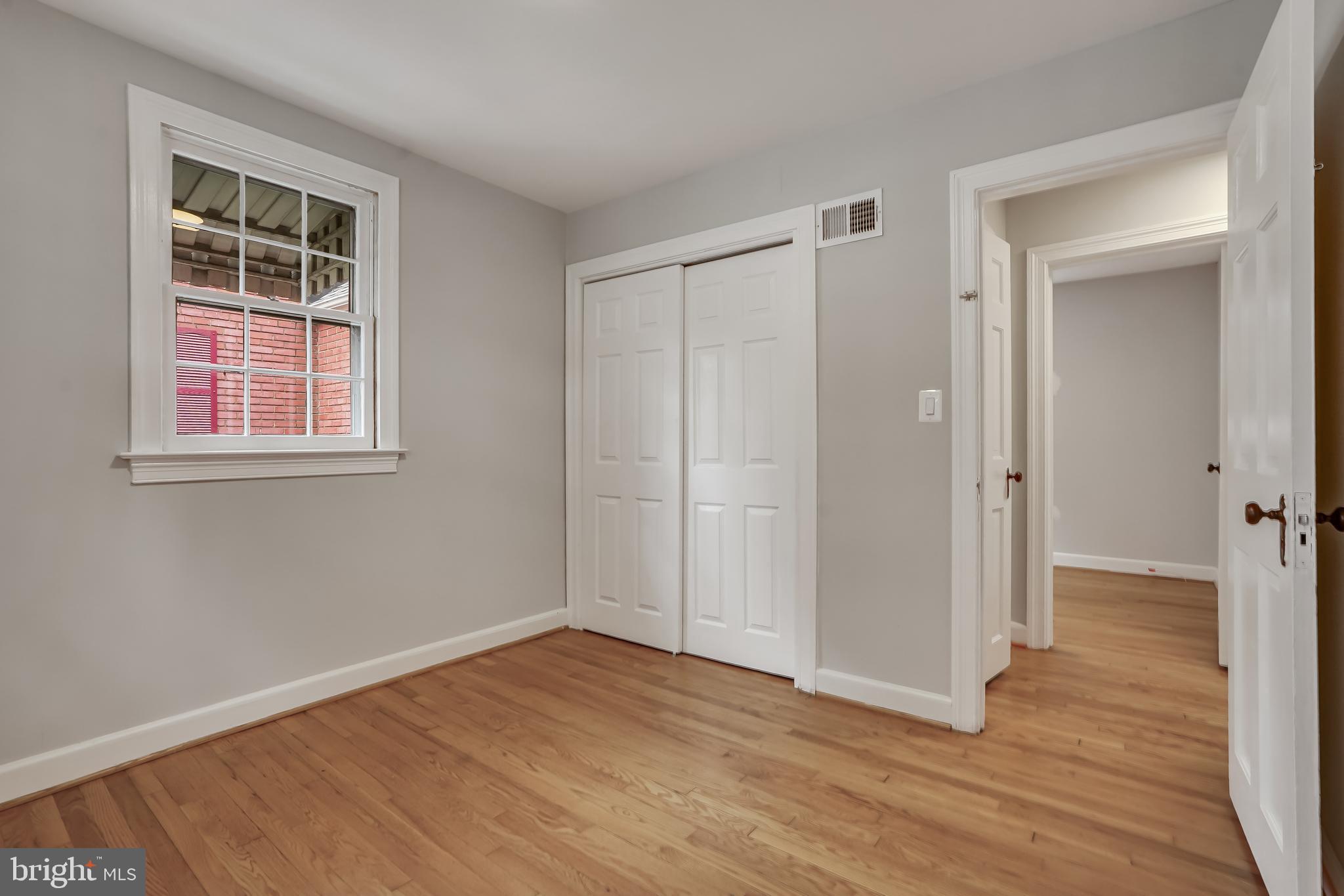 1605 W BRADDOCK ROAD