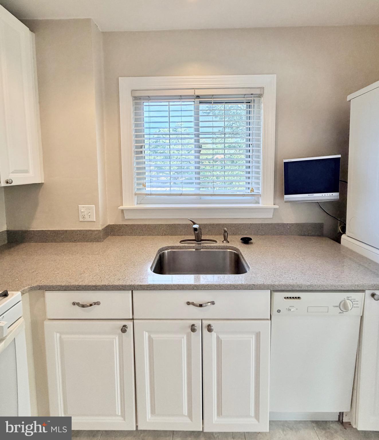 3359 MARTHA CUSTIS DRIVE