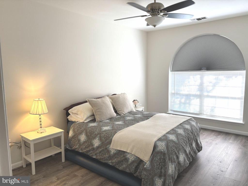 4561 STRUTFIELD LANE 3115