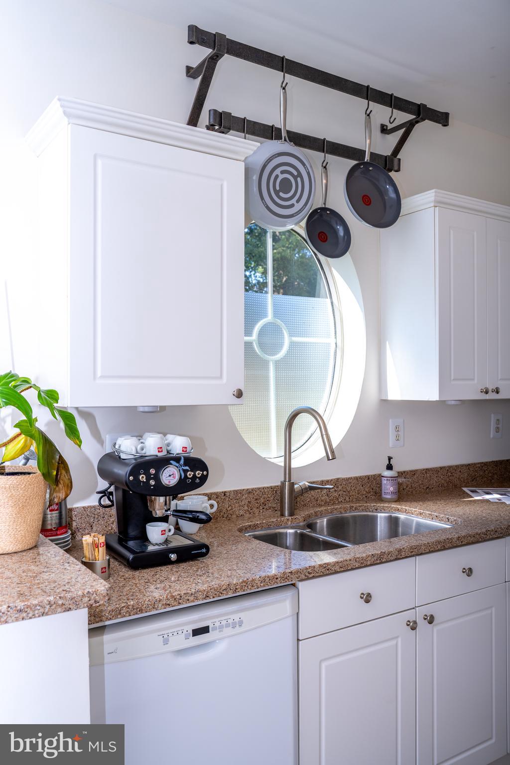 4561 STRUTFIELD LANE 3115