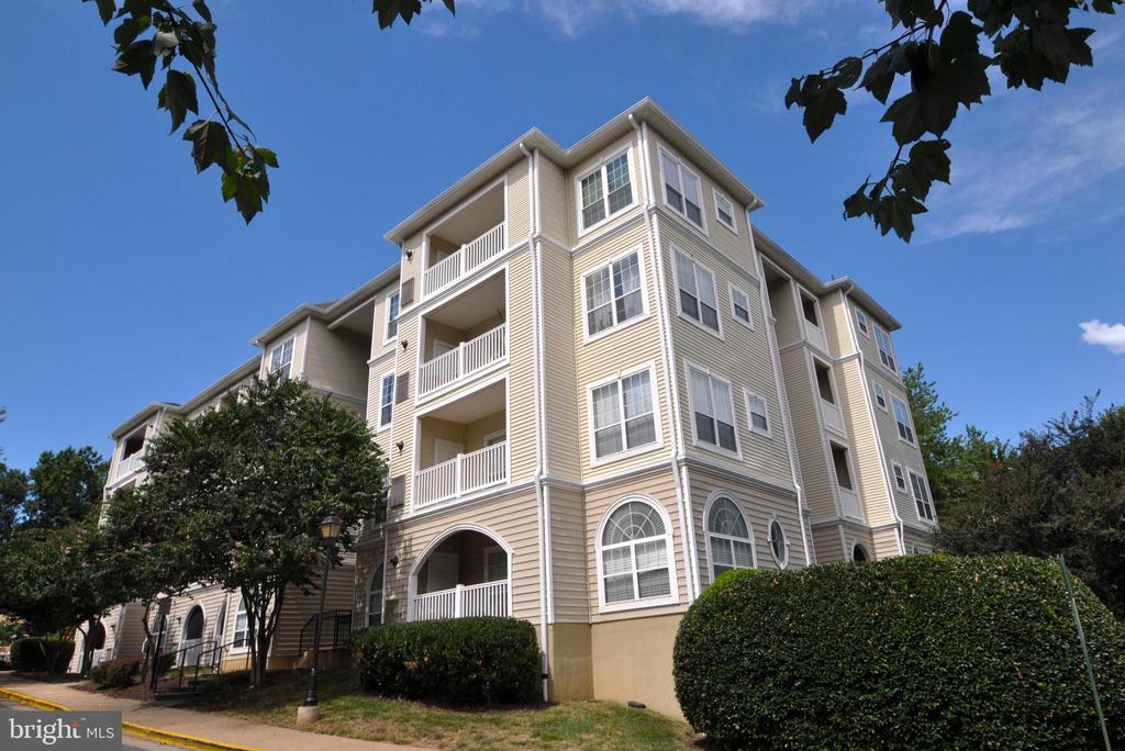 4561 STRUTFIELD LANE 3115
