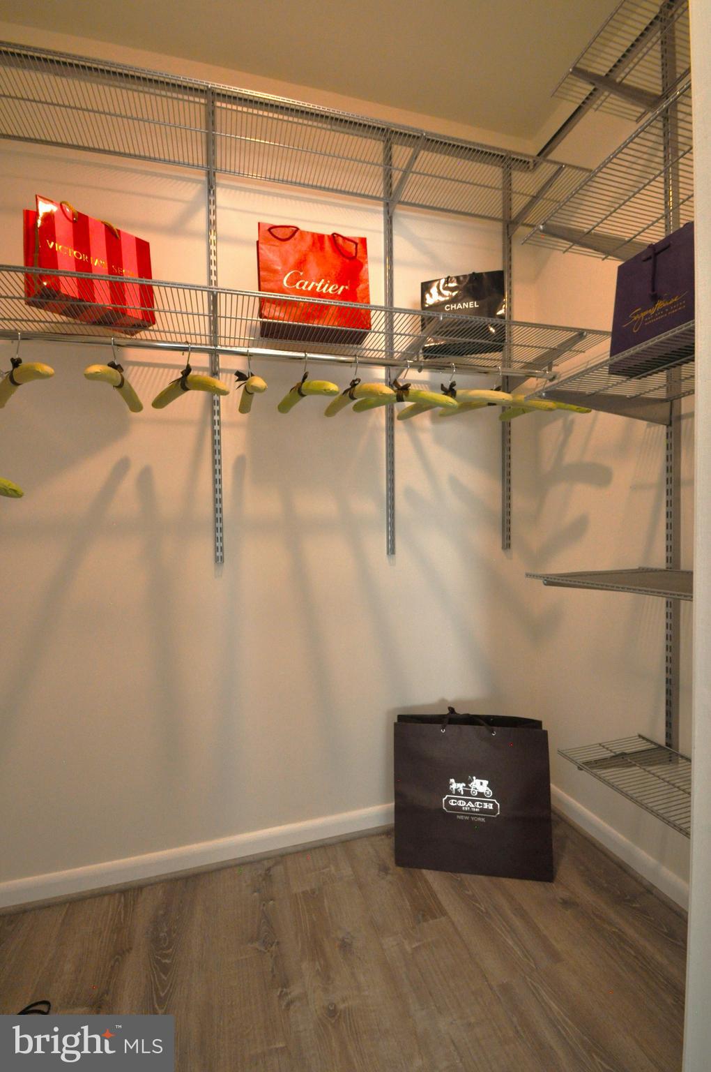 4561 STRUTFIELD LANE 3115