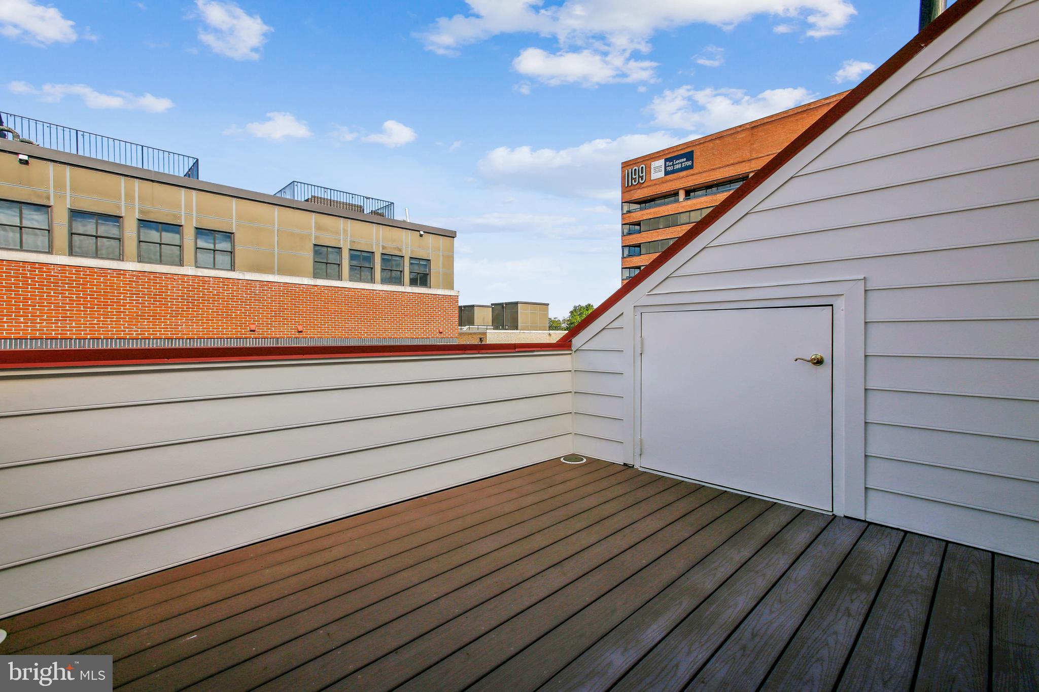 313 HEARTHSTONE MEWS