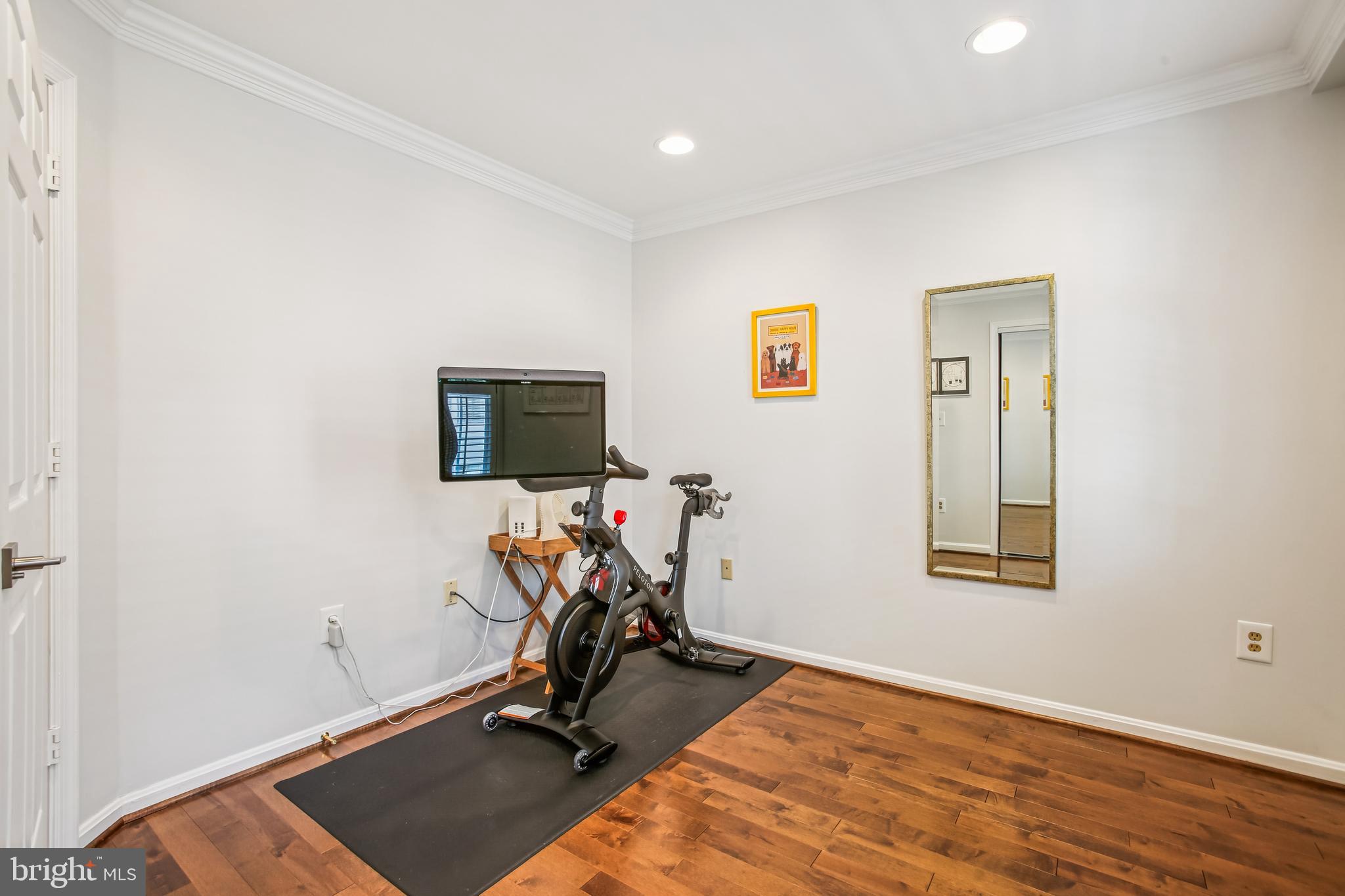 313 HEARTHSTONE MEWS