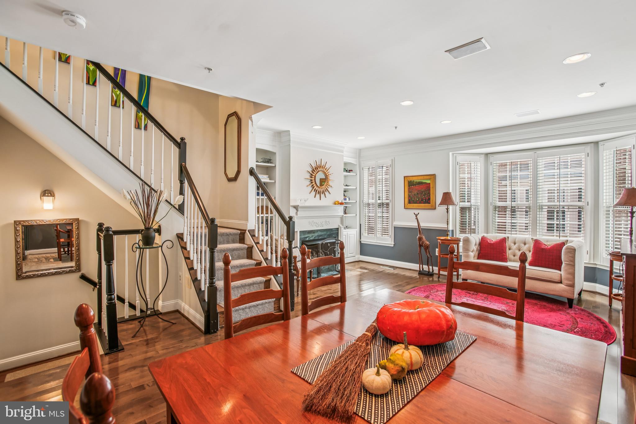 313 HEARTHSTONE MEWS