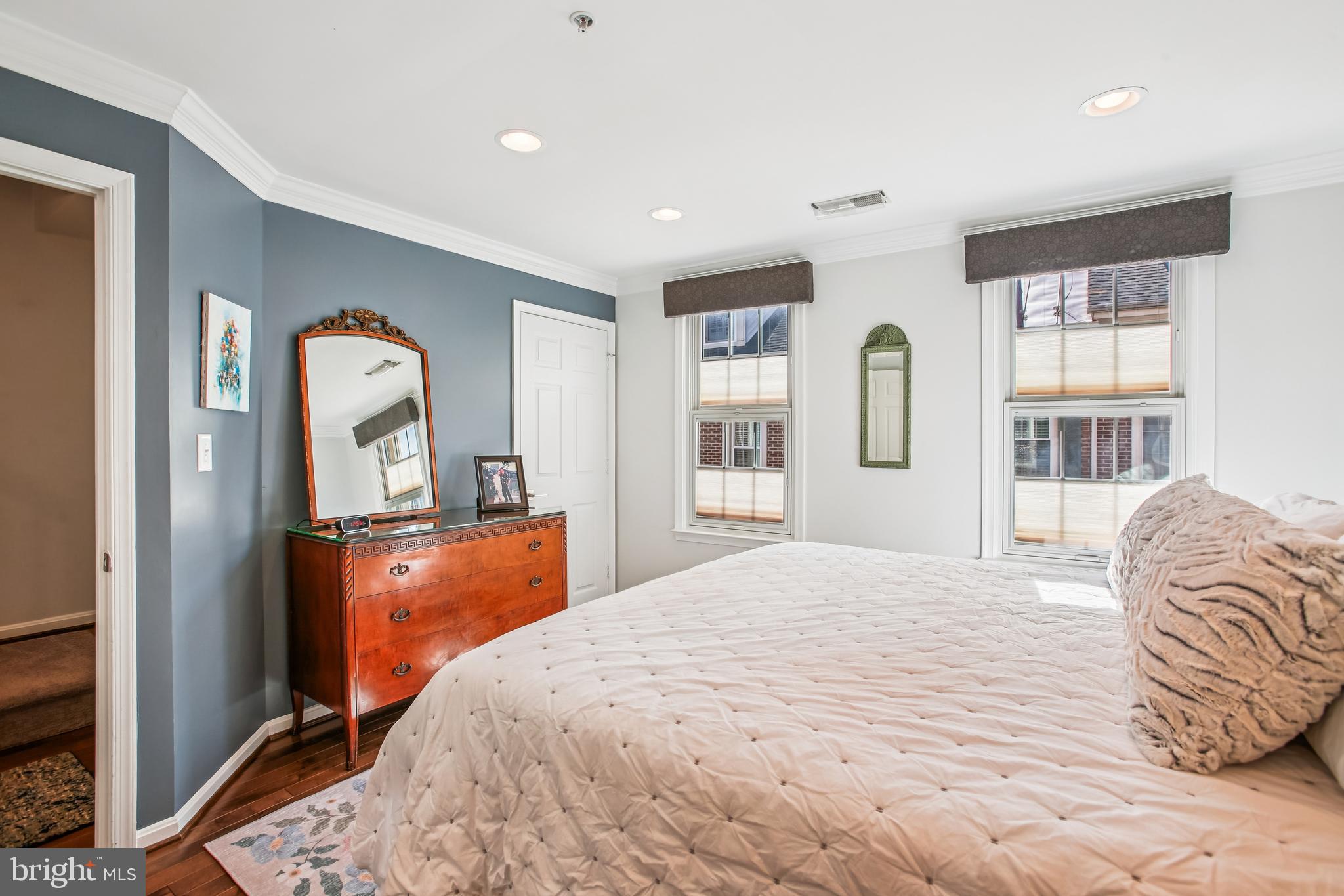 313 HEARTHSTONE MEWS