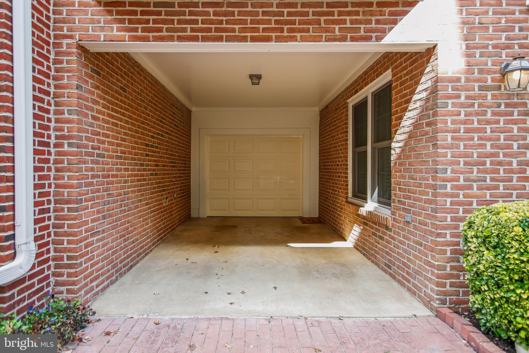 313 HEARTHSTONE MEWS