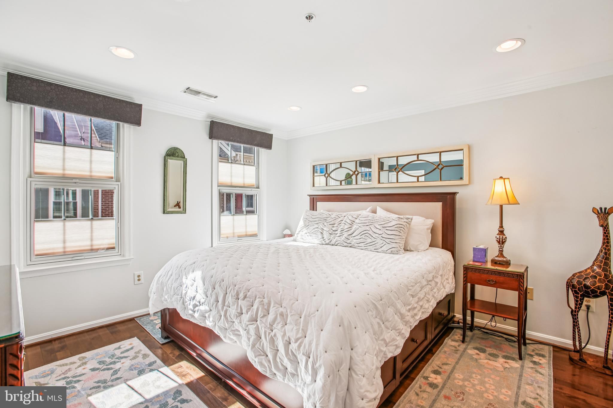 313 HEARTHSTONE MEWS