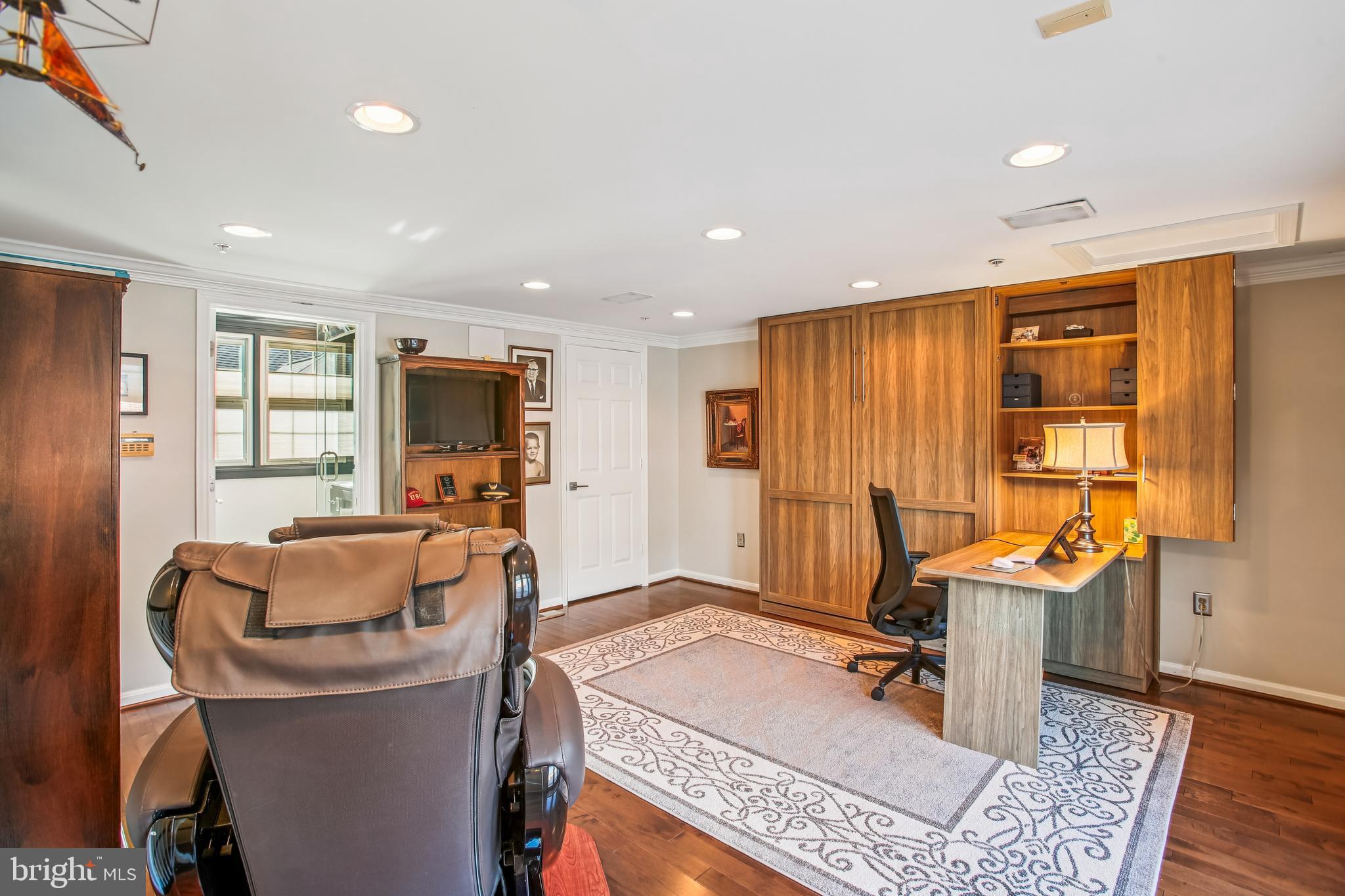 313 HEARTHSTONE MEWS