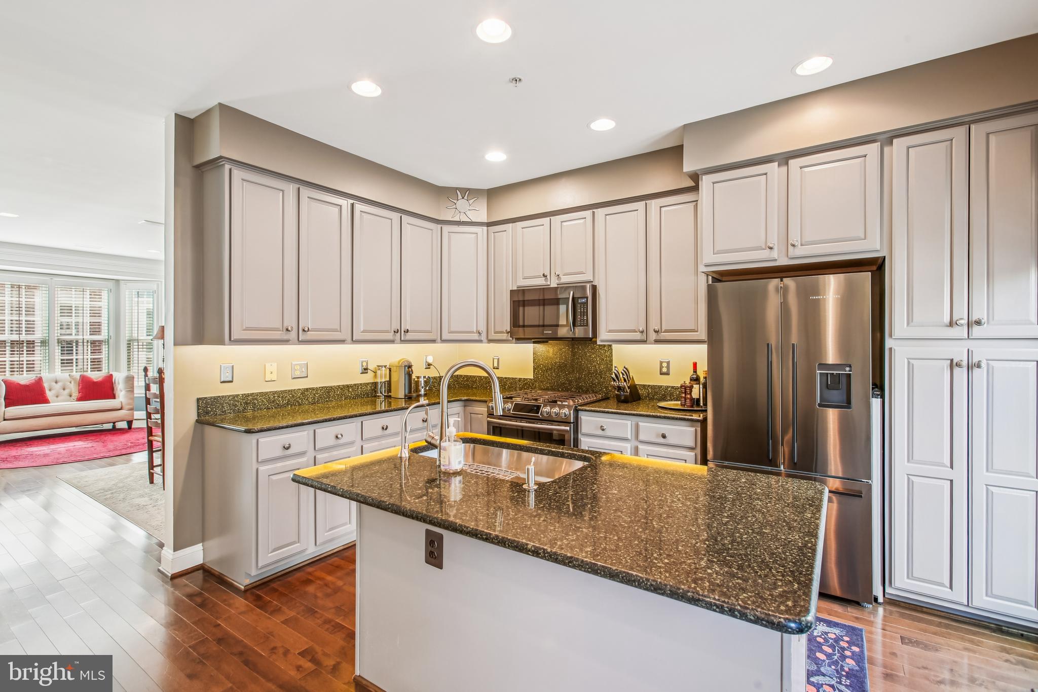 313 HEARTHSTONE MEWS