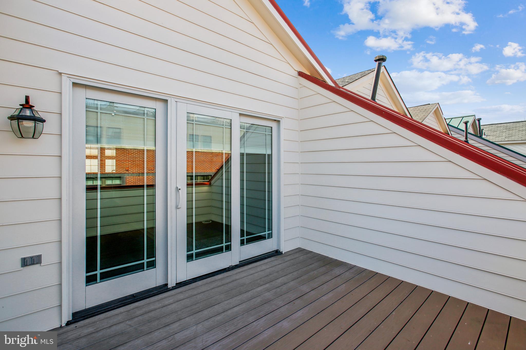 313 HEARTHSTONE MEWS