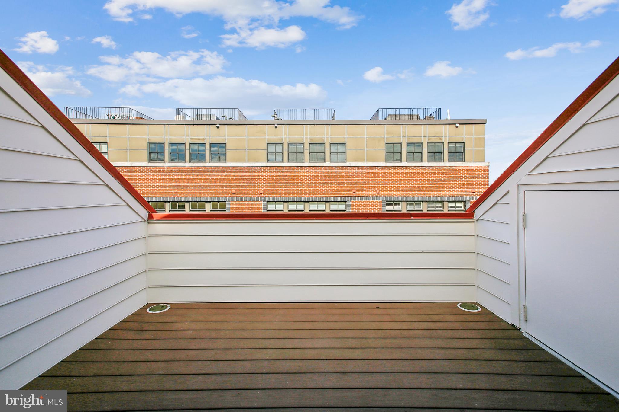 313 HEARTHSTONE MEWS