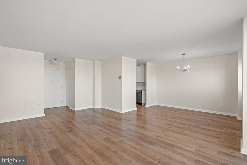 1225 MARTHA CUSTIS DRIVE 1016