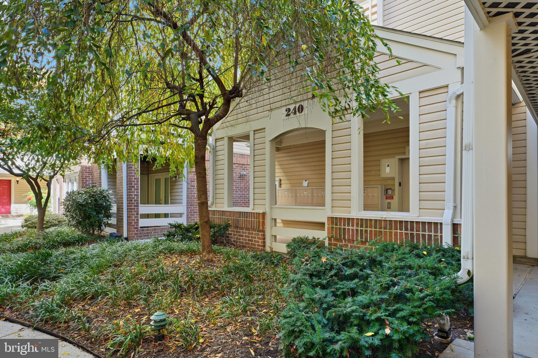 240 S REYNOLDS STREET 306