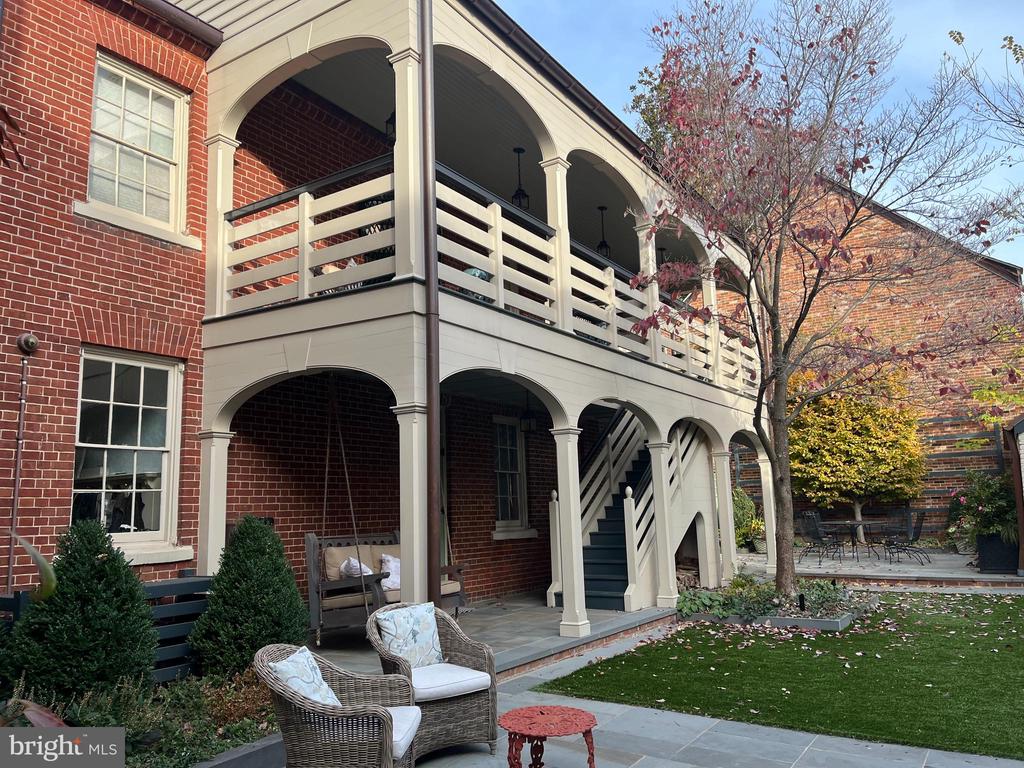 413 PRINCE STREET 4