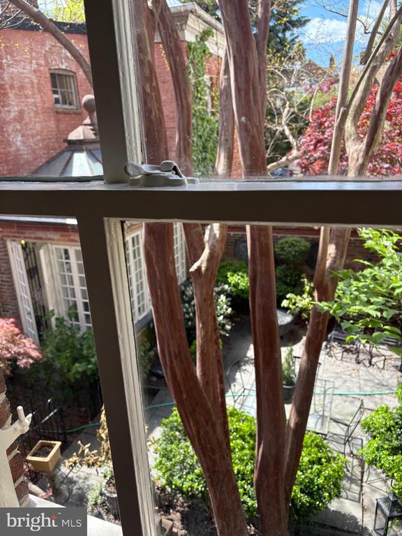 413 PRINCE STREET 4