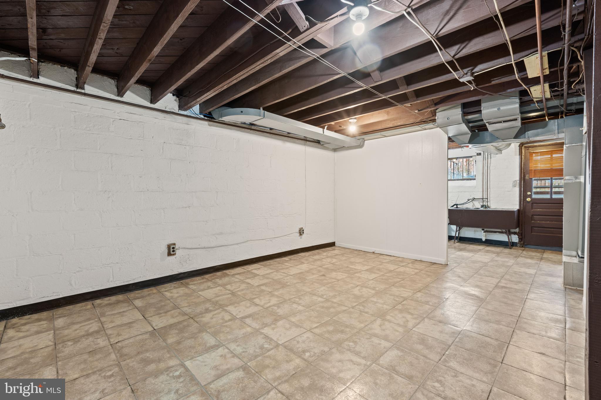 340 WESMOND DRIVE