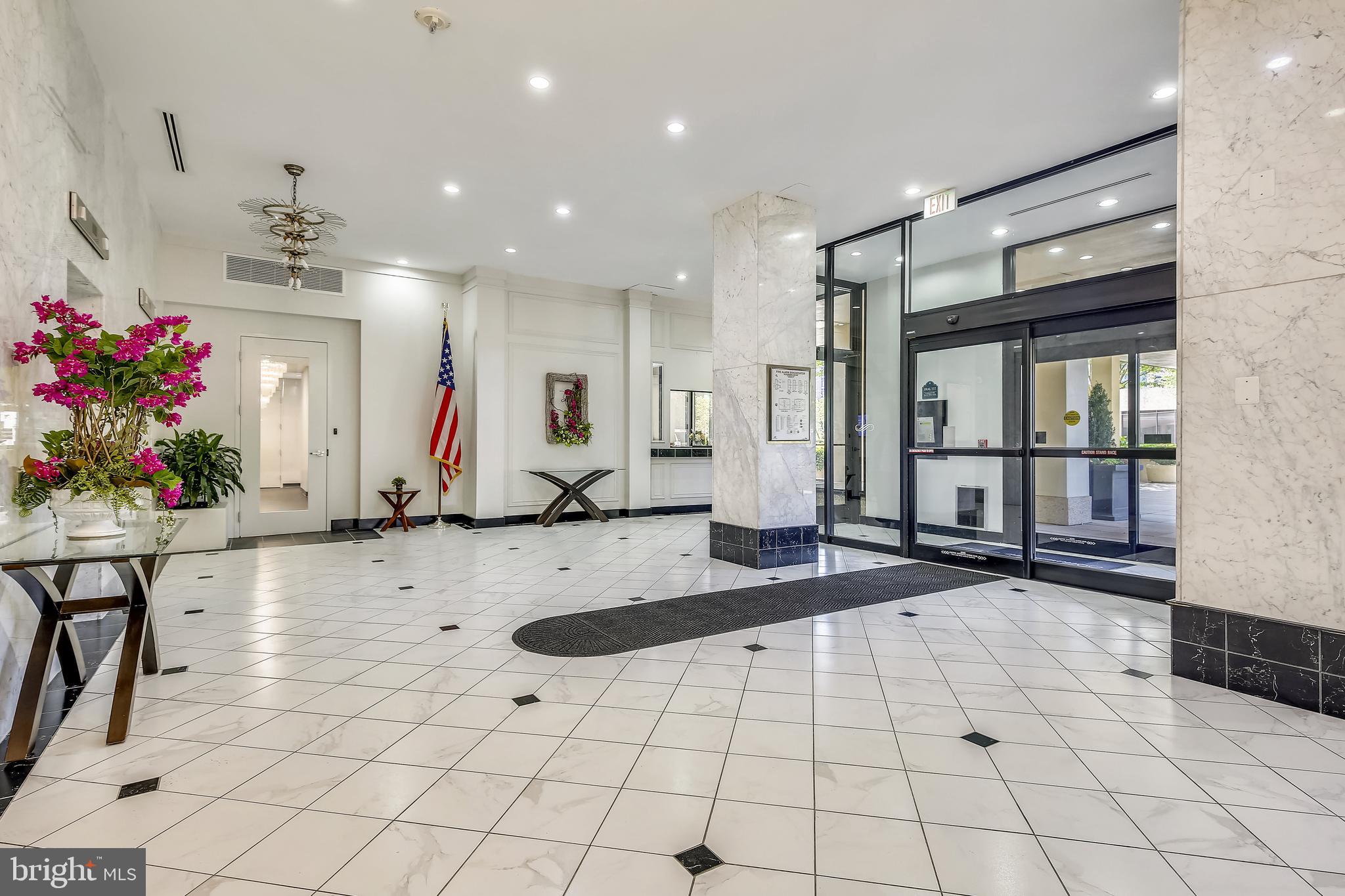 400 MADISON STREET 304