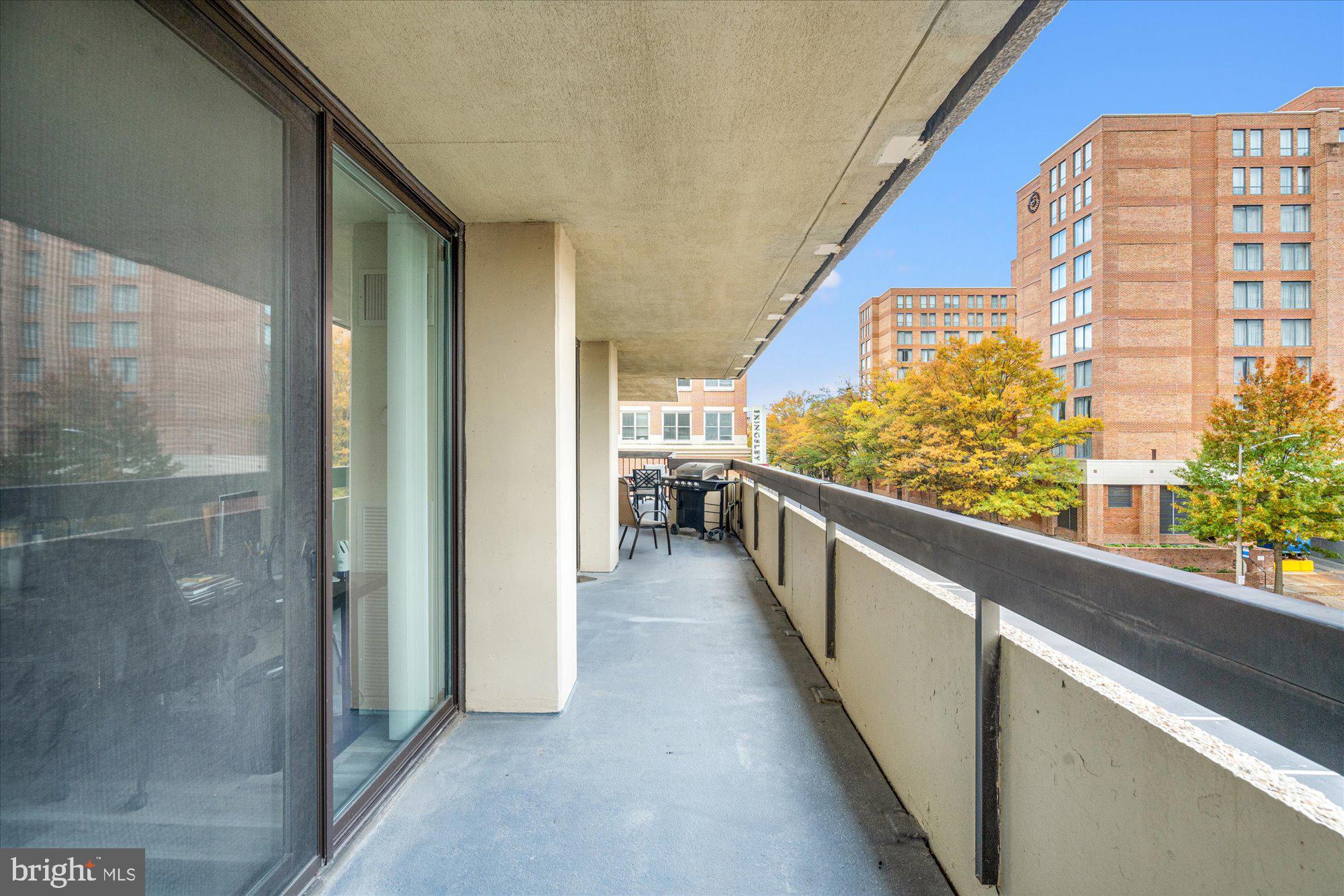 400 MADISON STREET 304