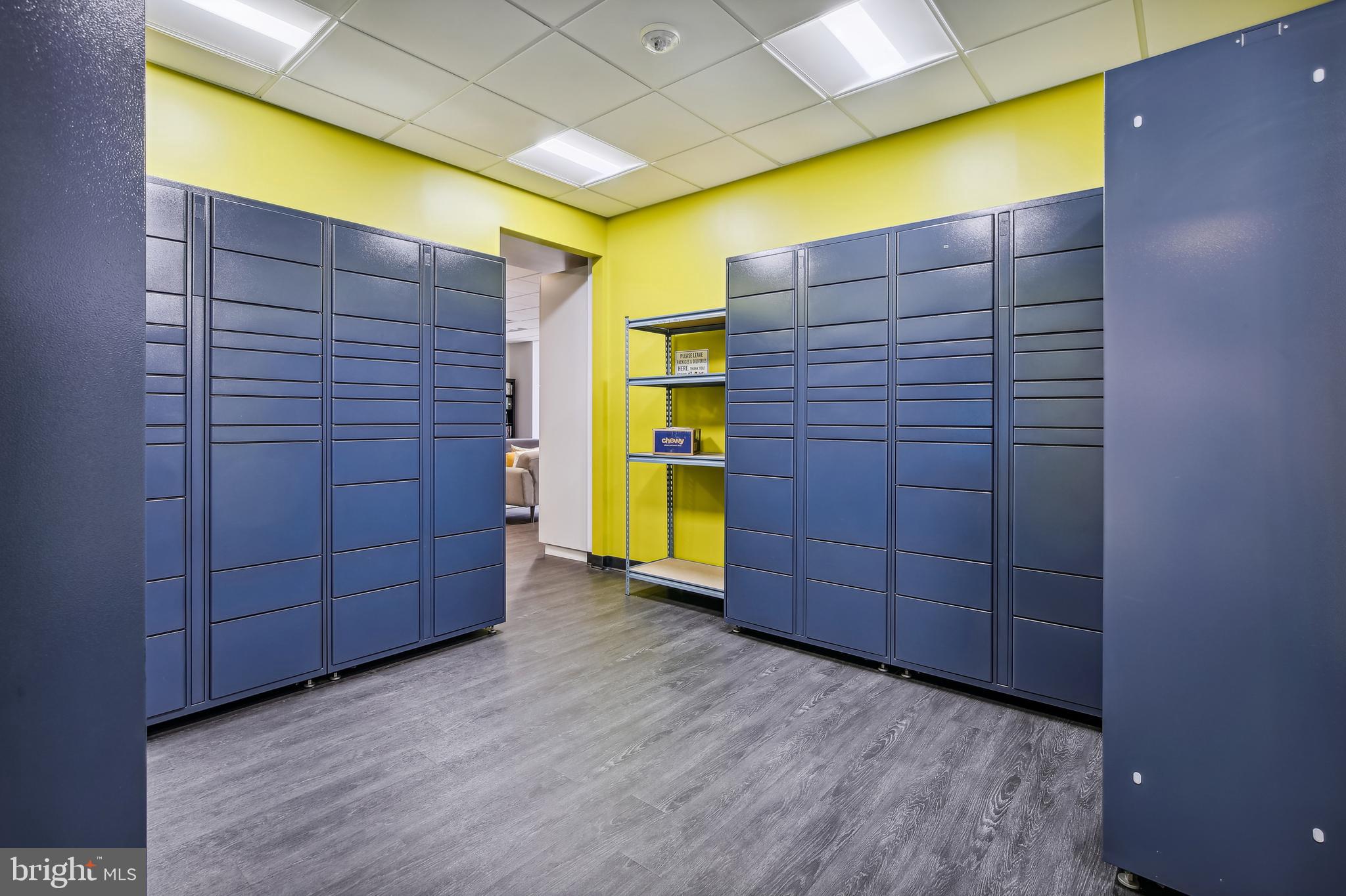 400 MADISON STREET 304