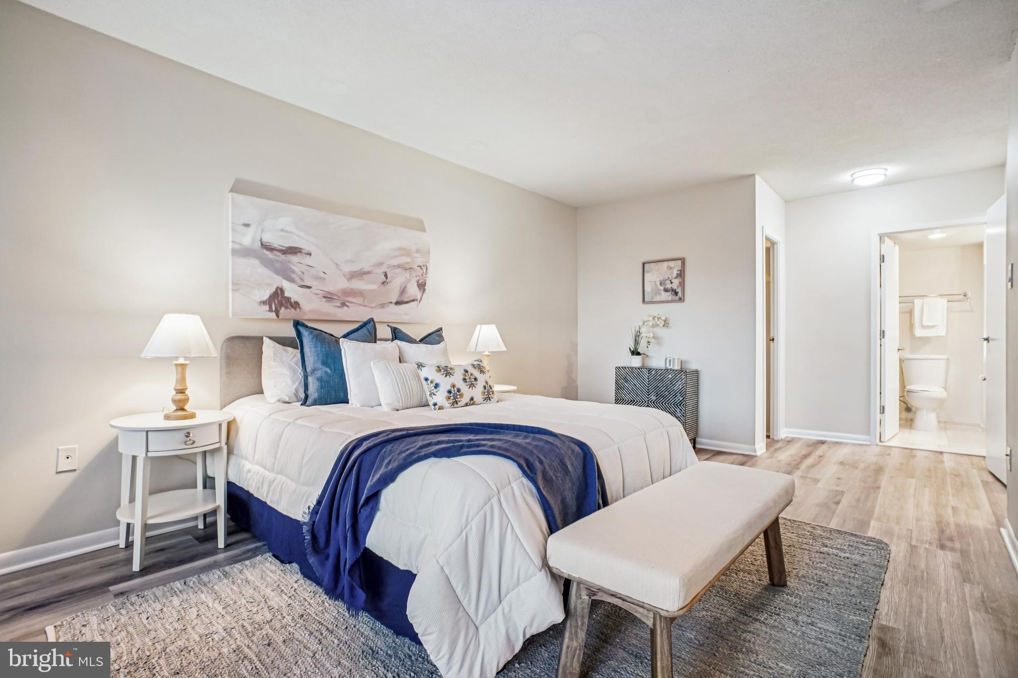 400 MADISON STREET 304