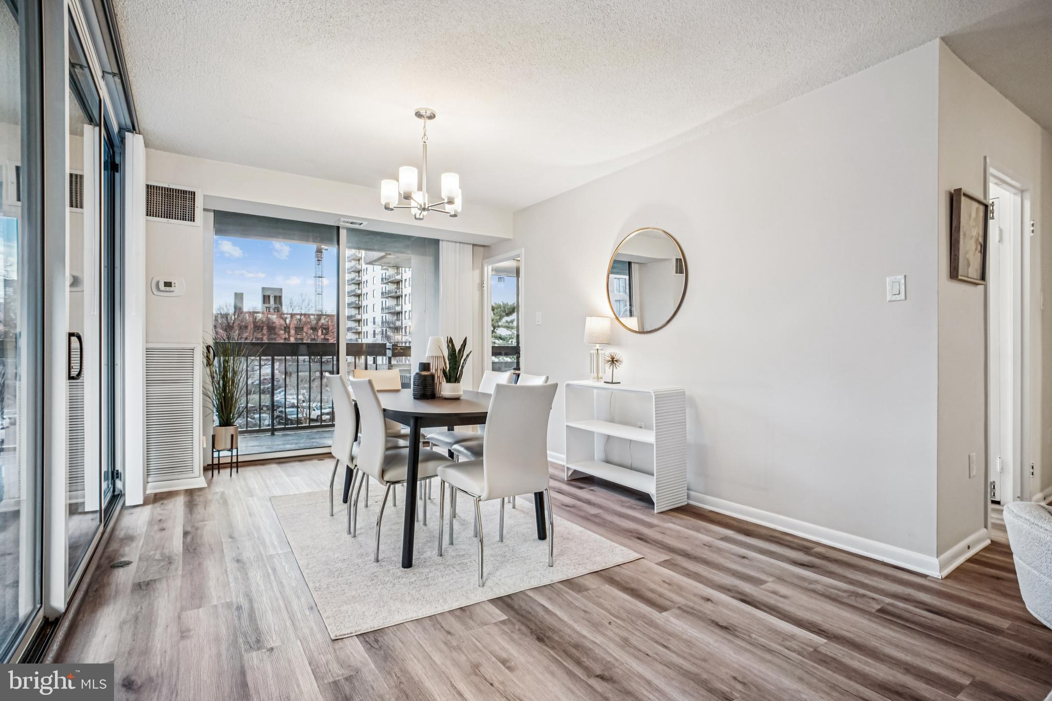 400 MADISON STREET 304