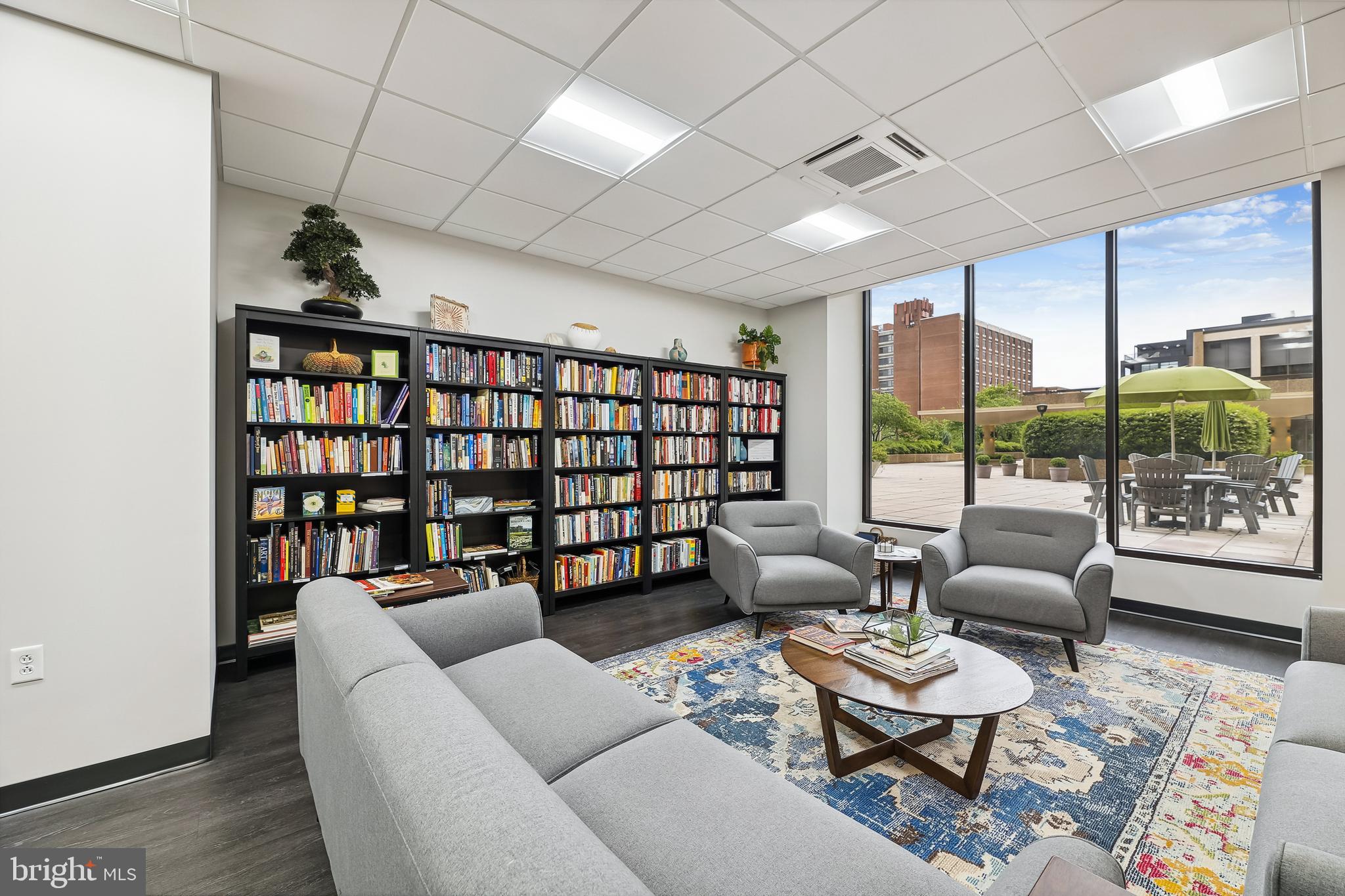 400 MADISON STREET 304