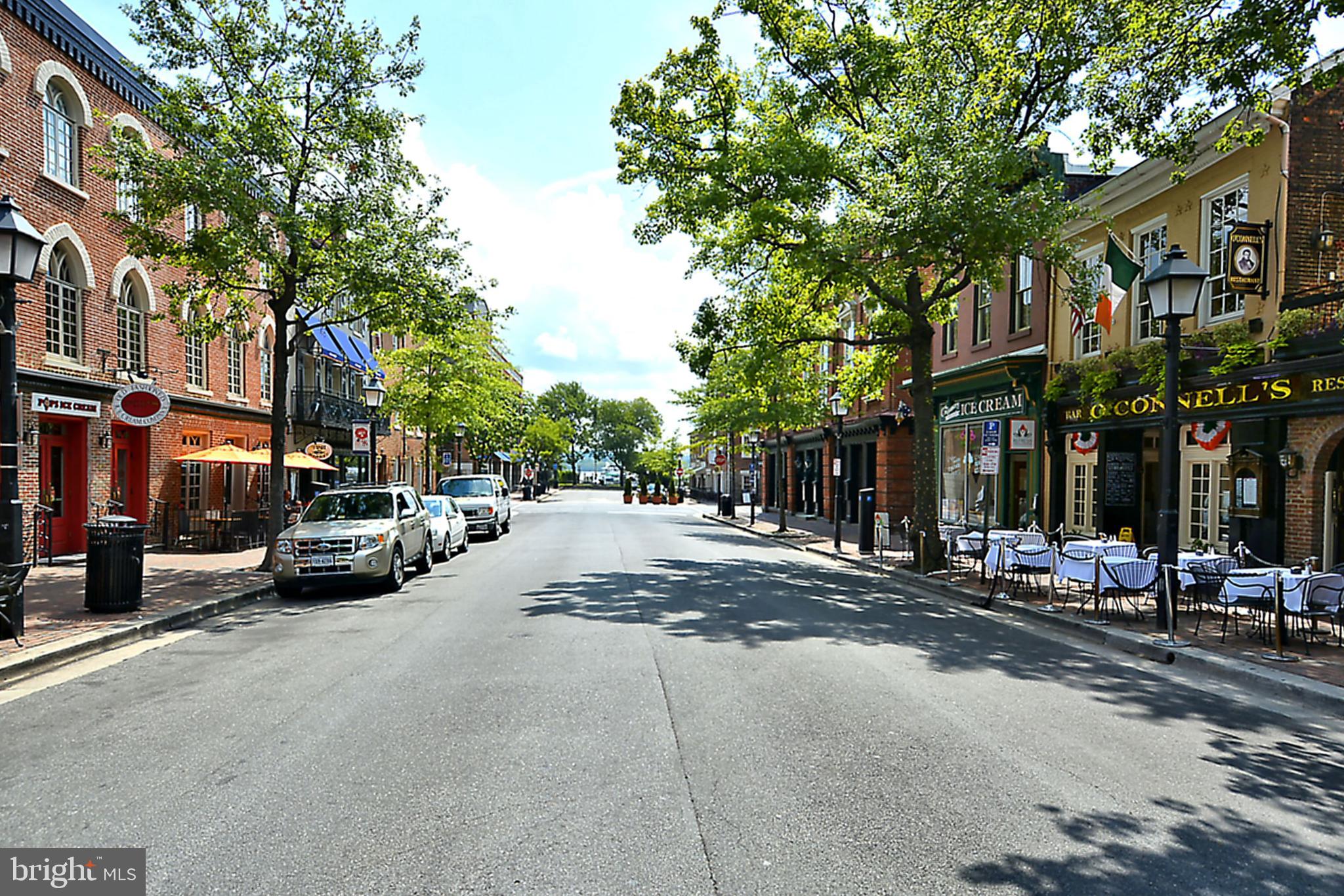 400 MADISON STREET 304