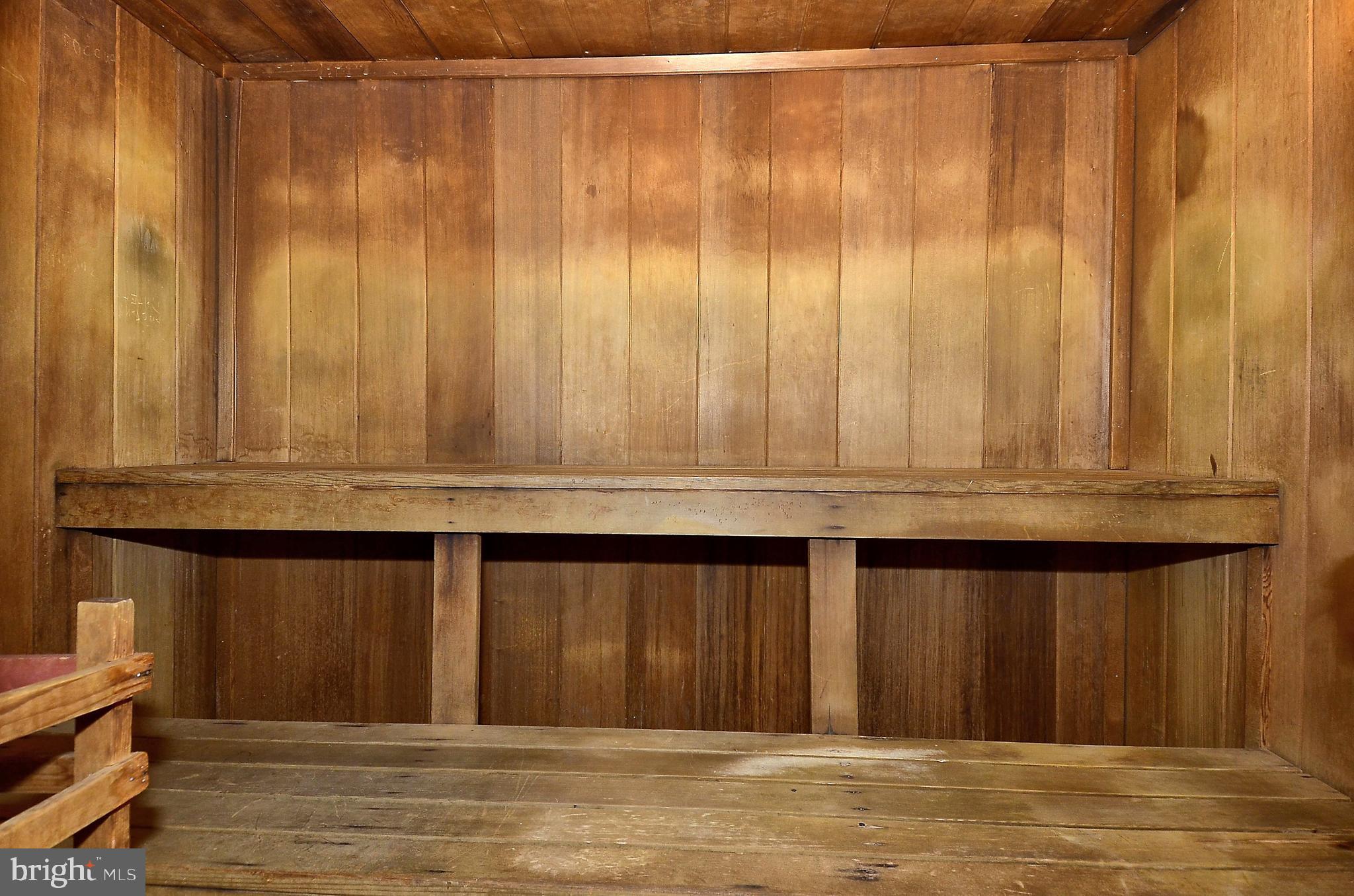 400 MADISON STREET 304