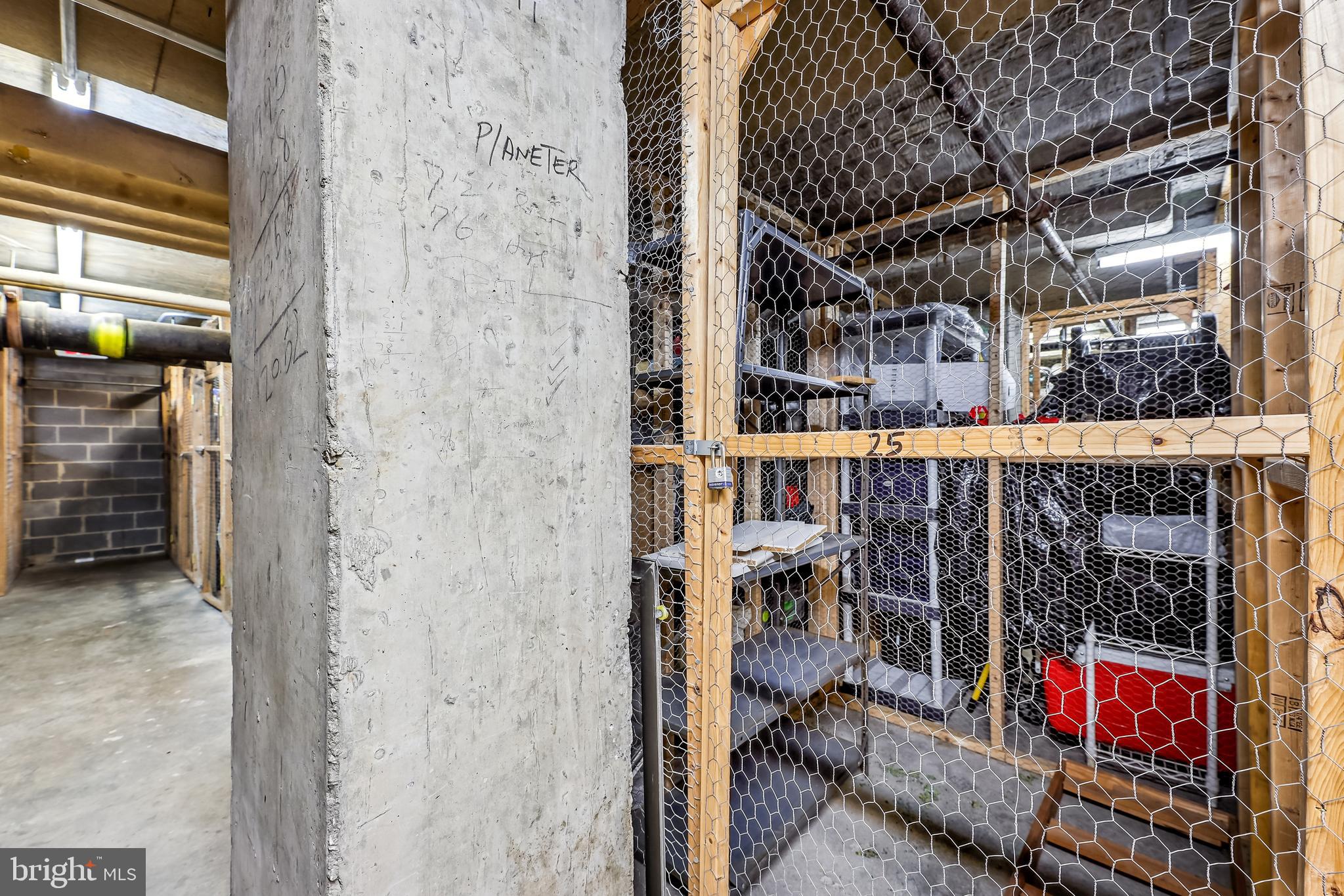 400 MADISON STREET 304