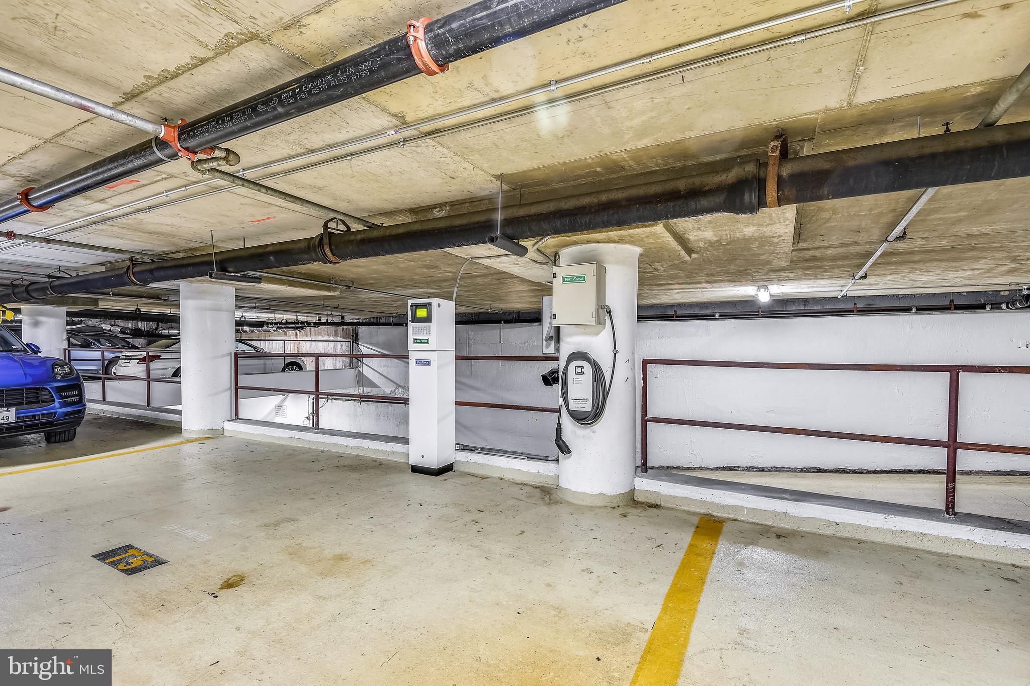 400 MADISON STREET 304