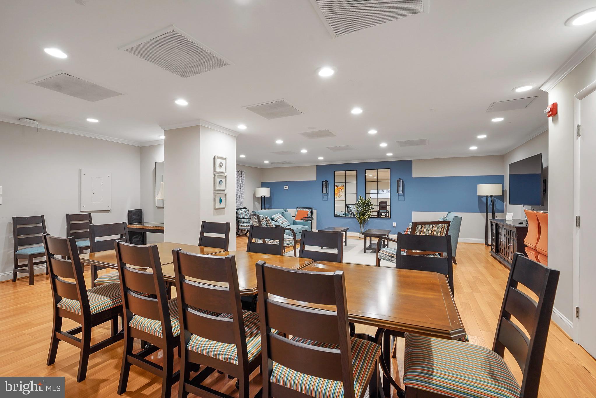 1225 MARTHA CUSTIS DRIVE 1119