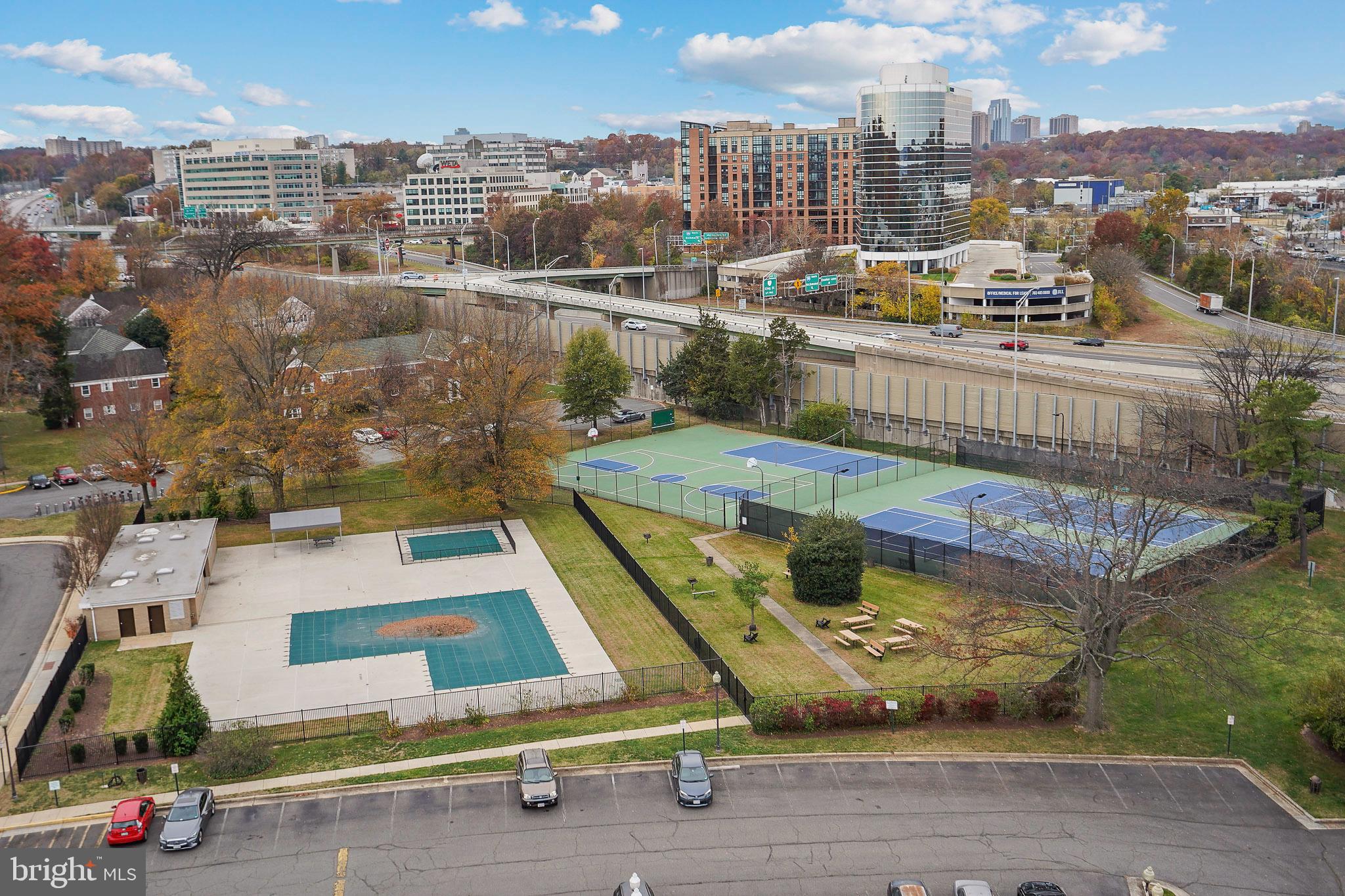 1225 MARTHA CUSTIS DRIVE 1119