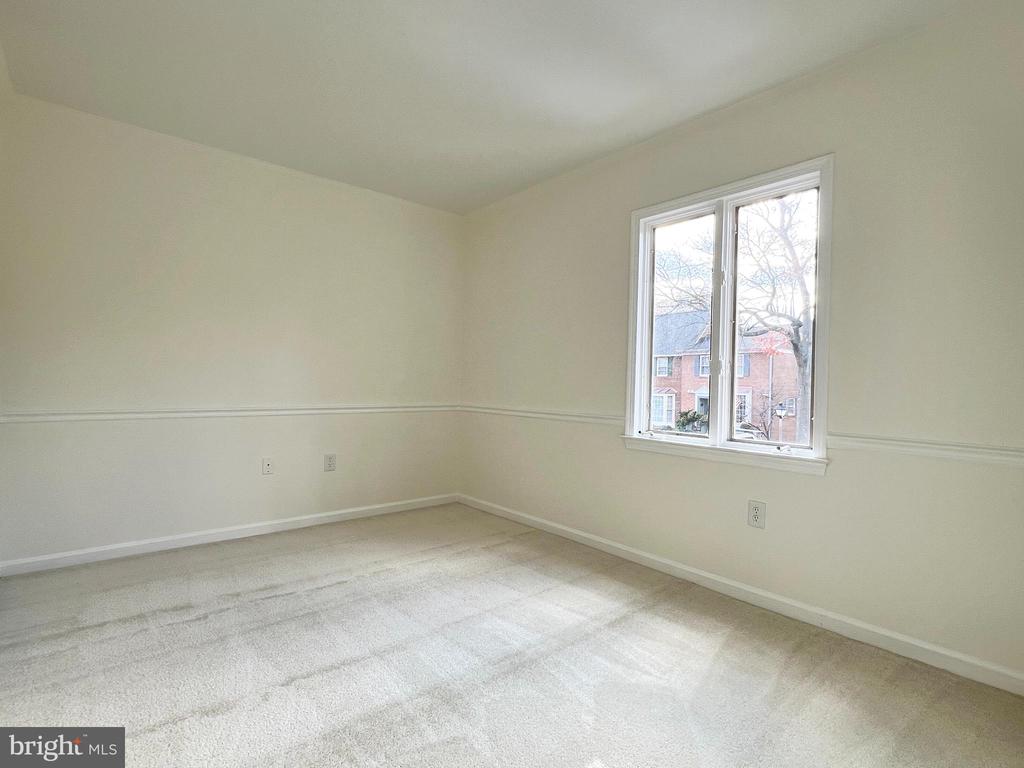 2699 CENTENNIAL COURT
