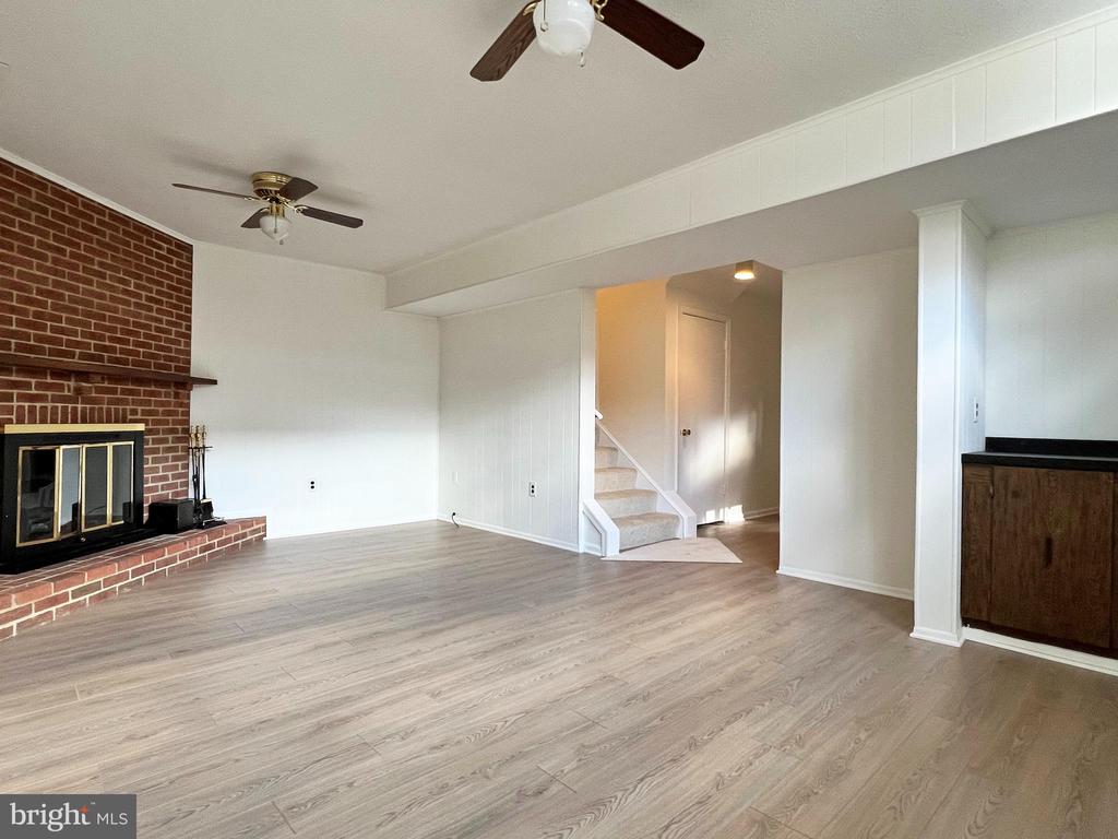 2699 CENTENNIAL COURT