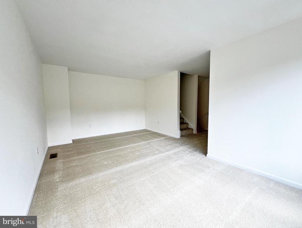 2699 CENTENNIAL COURT