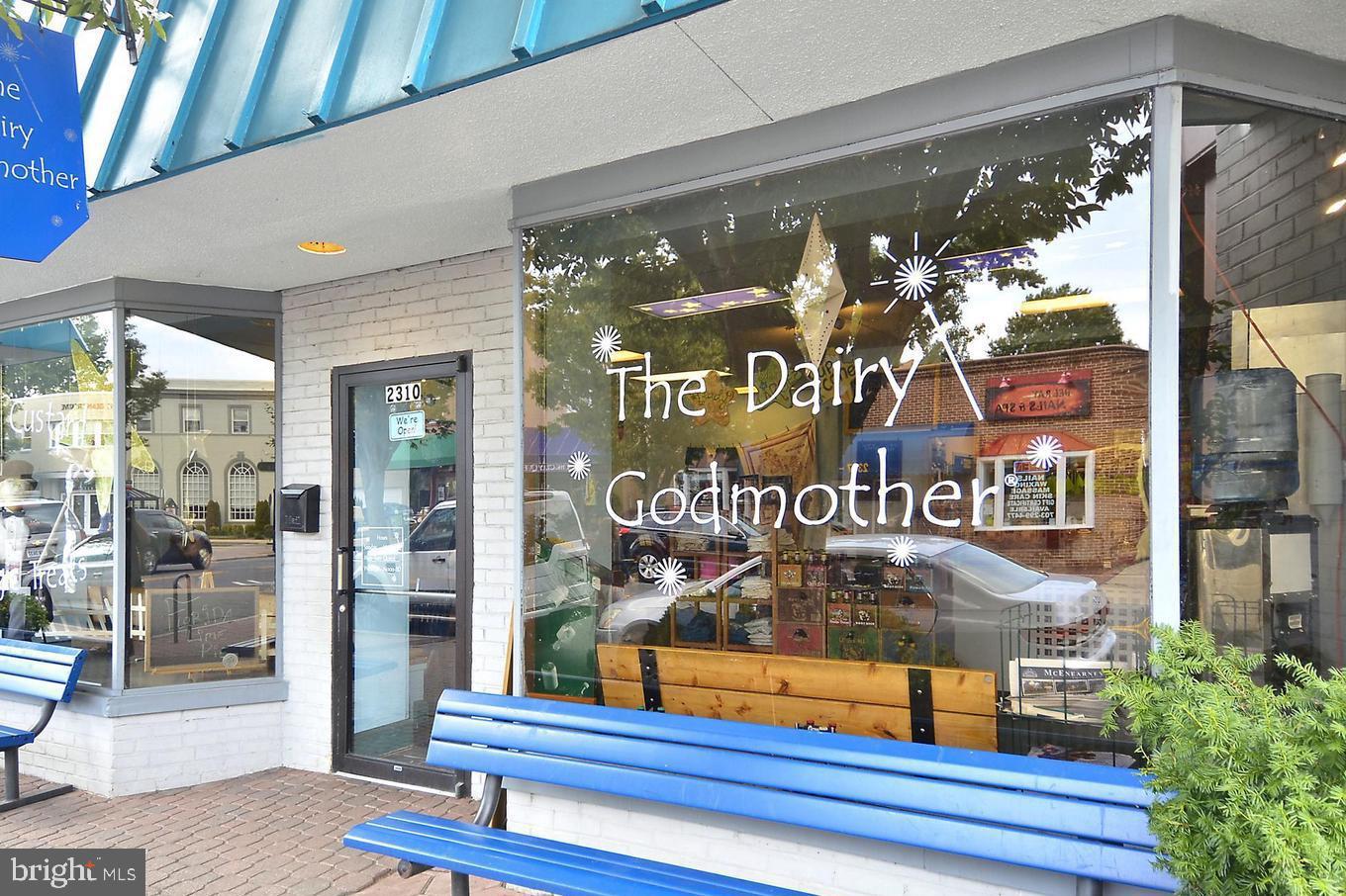 2307 RICHMOND HIGHWAY 102