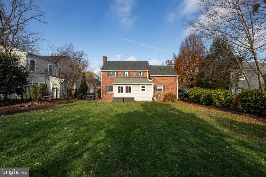 808 ENDERBY DRIVE